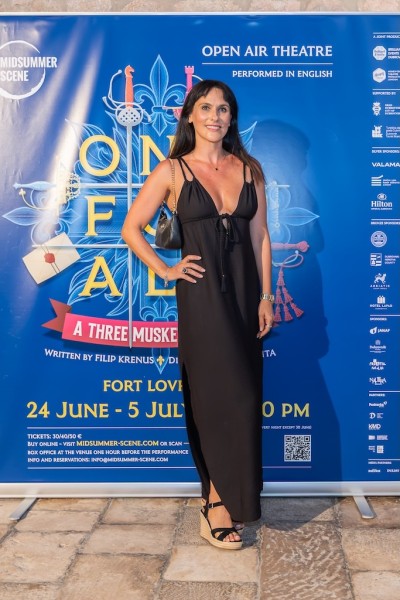 Iva Divanovic.jpg